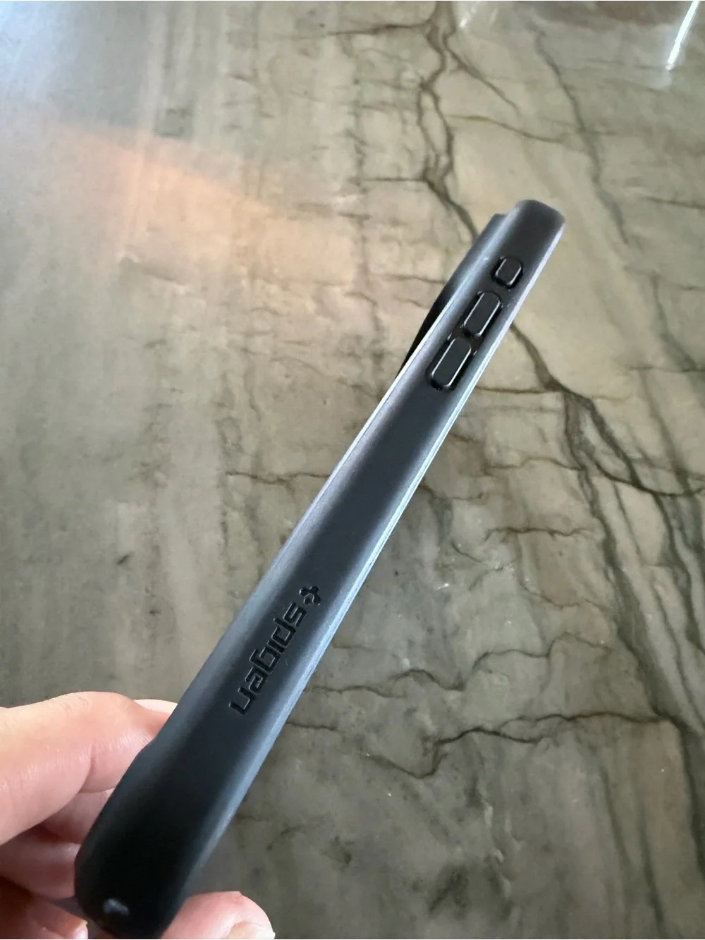 Spigen Clear Back Black MagSafe iPhone Case - I17